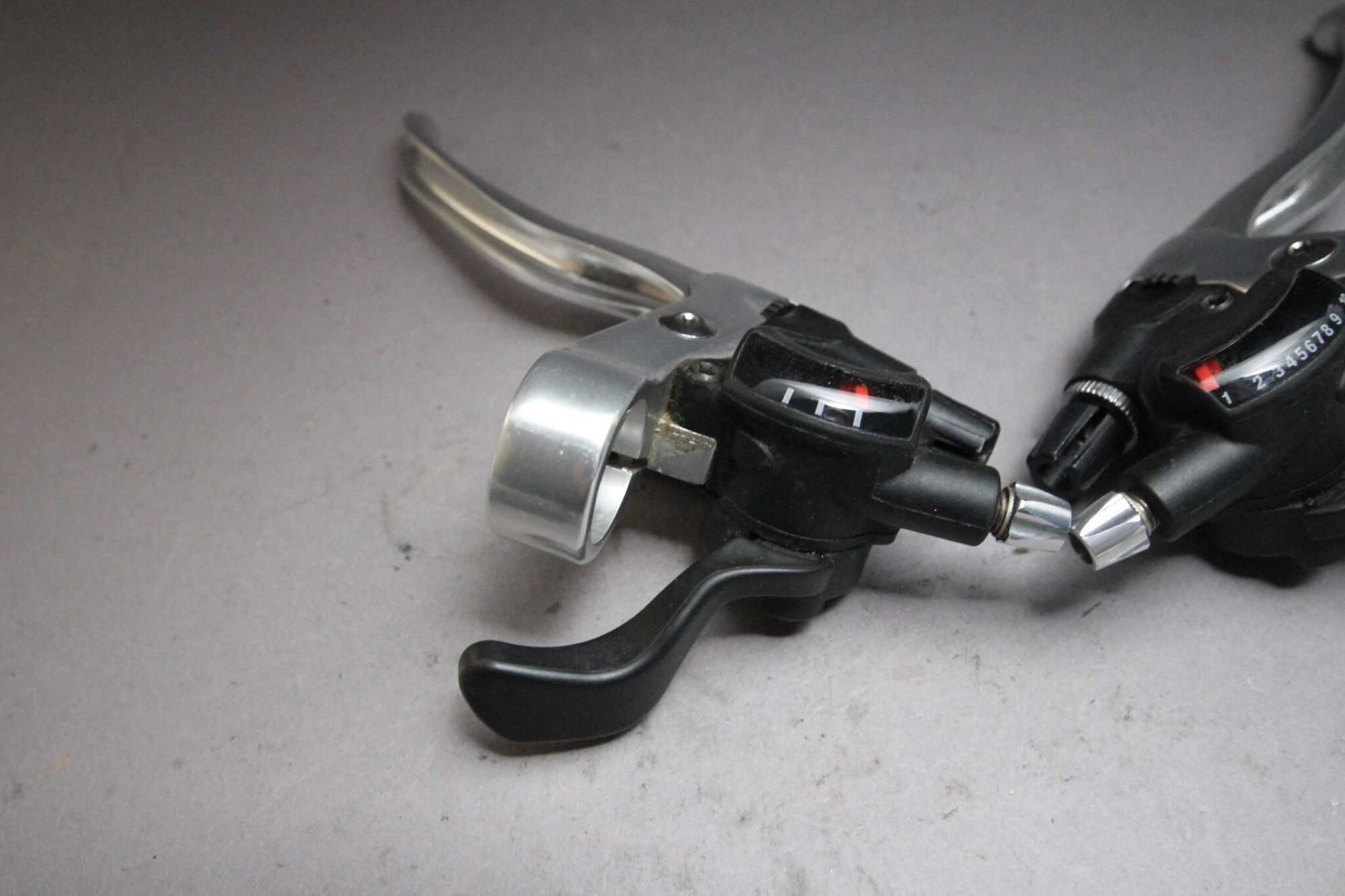 Campagnolo Veloce Silver FB 3 x 10 Flat Bar ShiftingBrakeLever