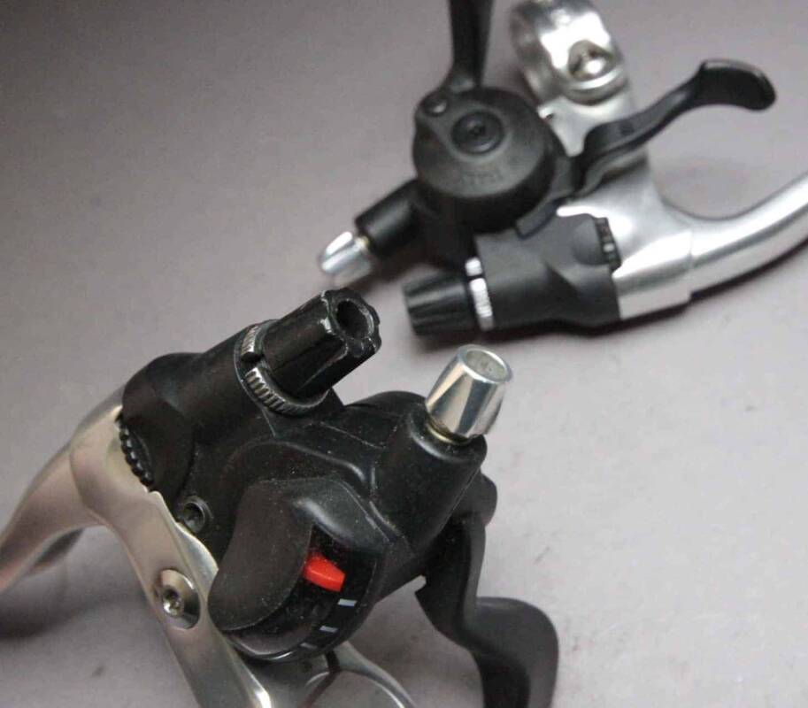 Campagnolo Veloce Silver FB 3 x 10 Flat Bar ShiftingBrakeLever