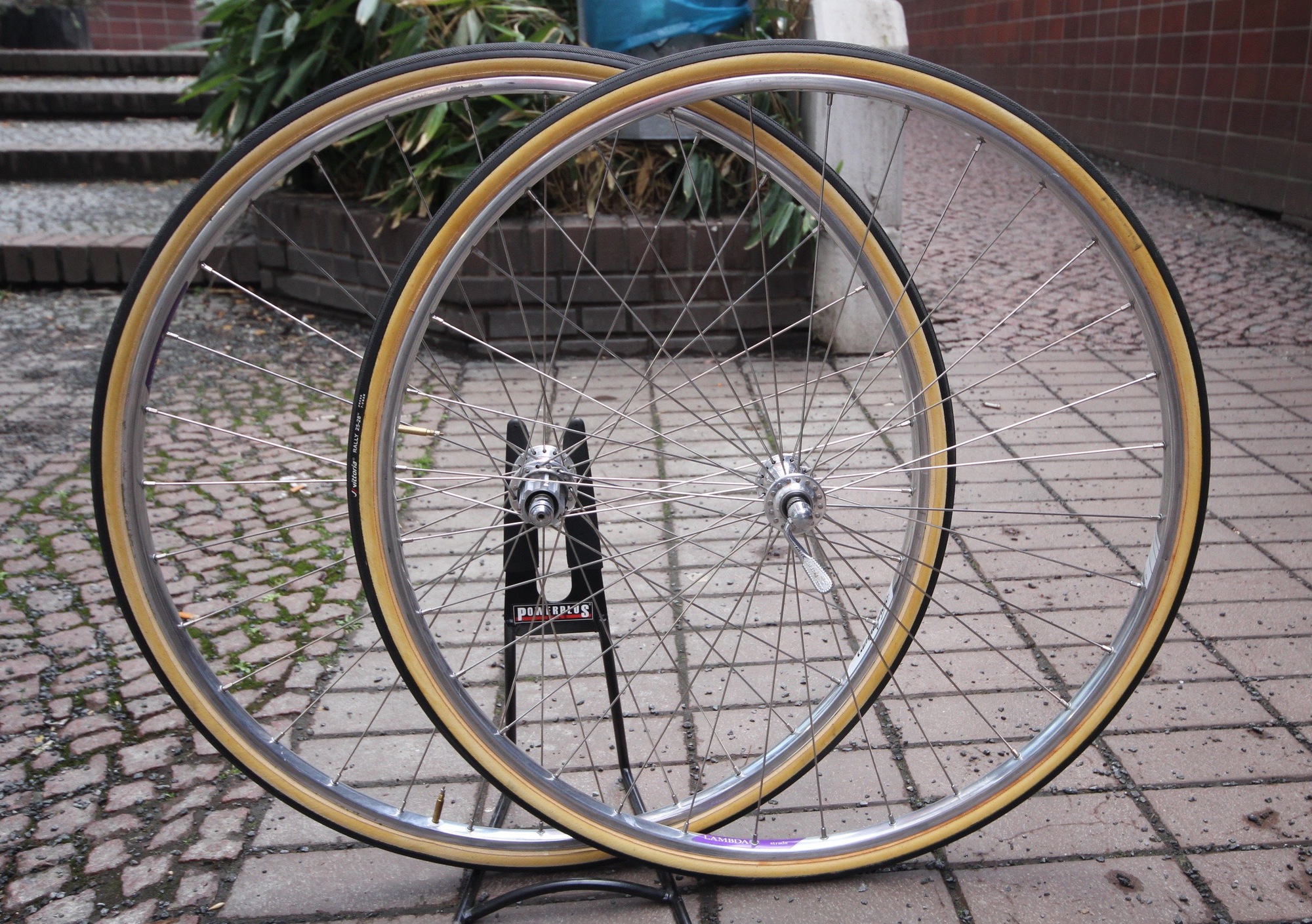 Campagnolo Chorus / Lambda 32H Tubular / Wheel Set