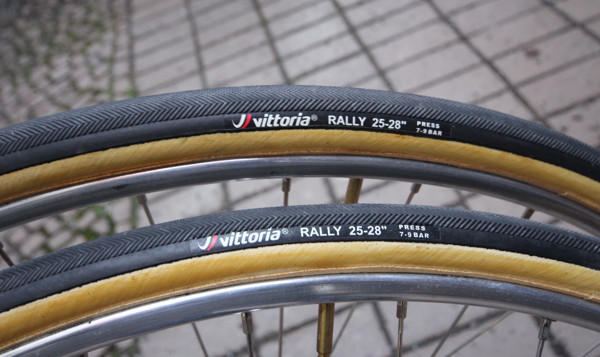 Campagnolo Chorus / Lambda 32H Tubular / Wheel Set