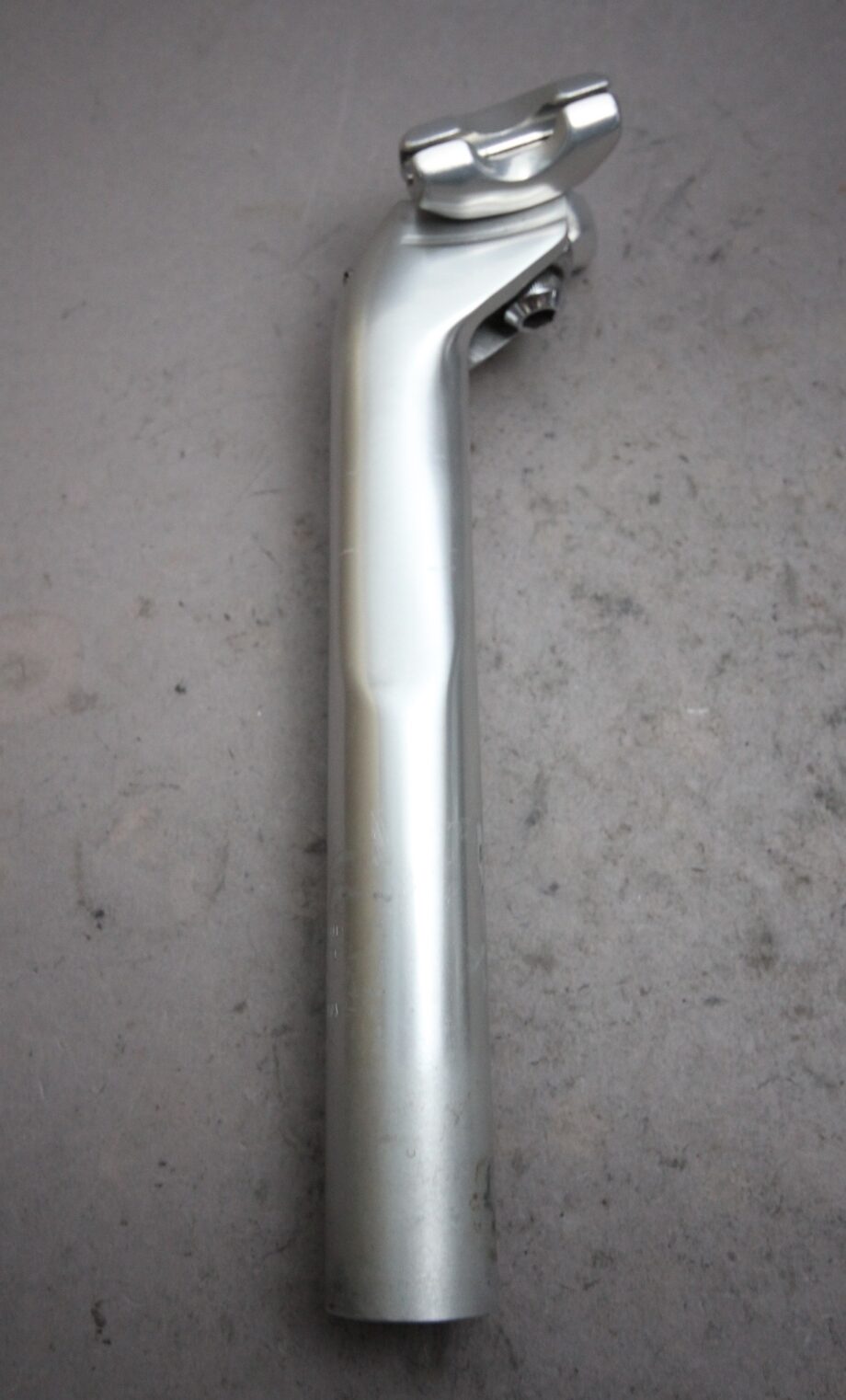 Shimano Dura Ace SP-7400-B Seat Post / ø 27.2 mm / 200 mm / 265g