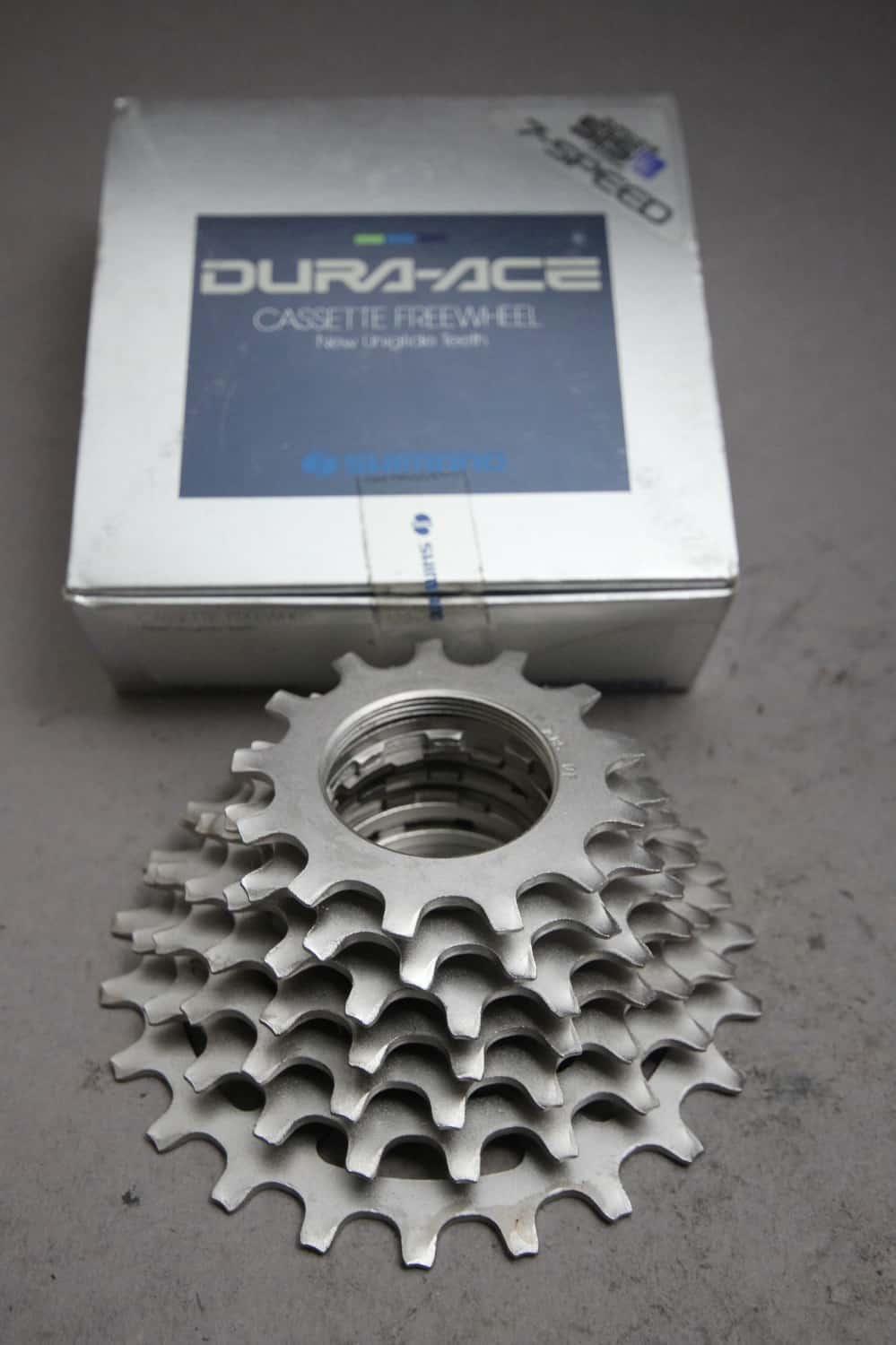 Shimano Dura Ace FH 7400 Cassette / 7 Sp / 13-23 / UG Uniglide