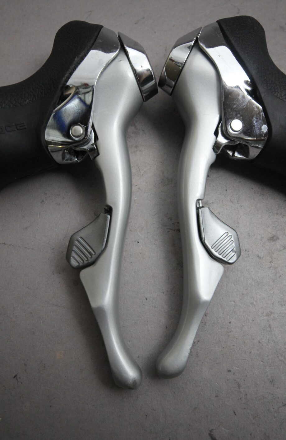 ST-7400 STIレバー 2X8S デュラエース DURA-ACE シマノ SHIMANO 人気