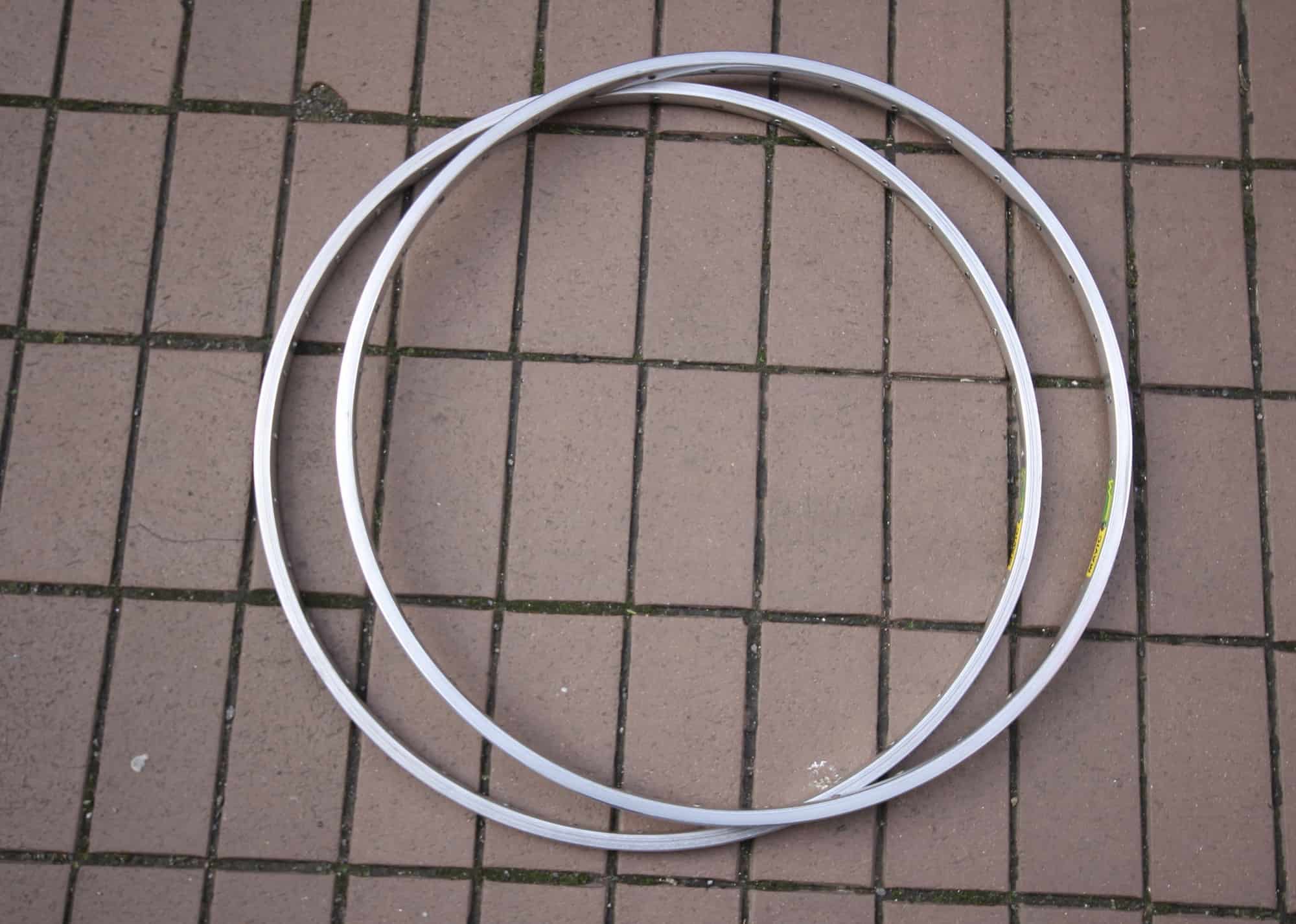 MAVIC MA2 Rim Pair / Clincher / 700C / 36 H / Silver / 912g