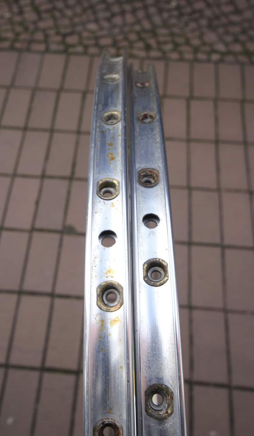 MAVIC MA2 Rim Pair / Clincher / 700C / 36 H / Silver / 912g