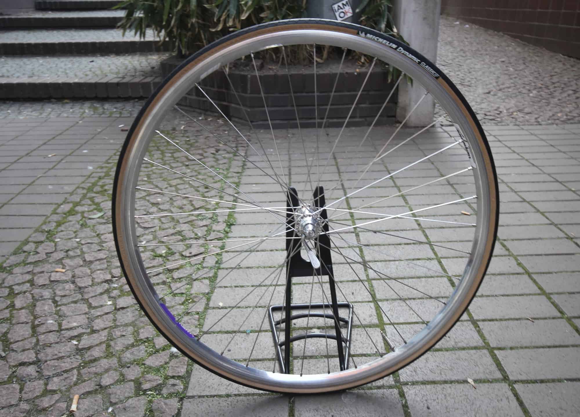 Campagnolo C Record Hub / Campagnolo Lambda Strada / 700C / Wheel Set