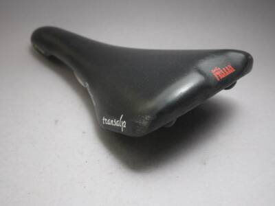 サドルselle italia Flite titanium transalp サドルselle italia Flite titanium transalp