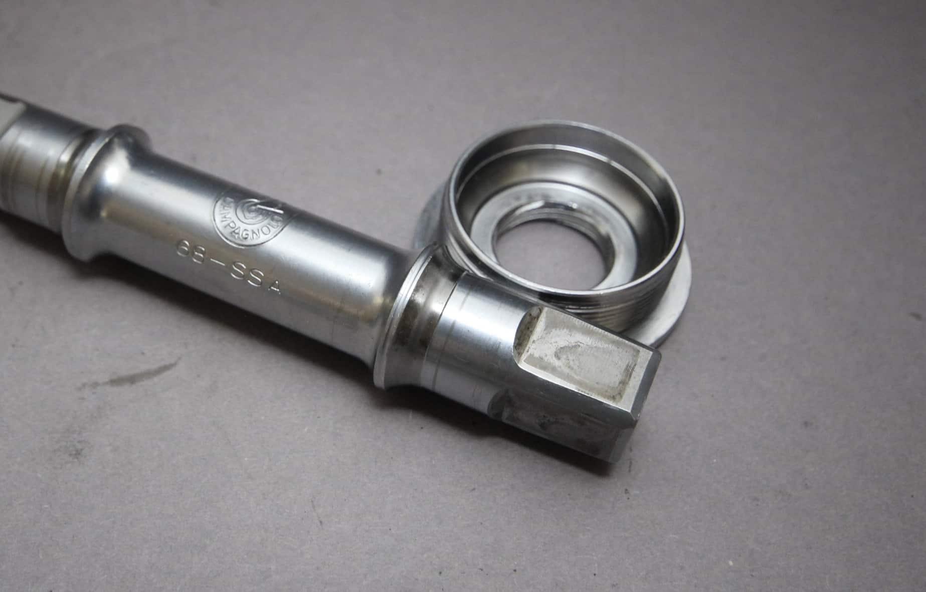 Campagnolo Chorus 68 SS-A Bottom Bracket / ENG / 111 mm