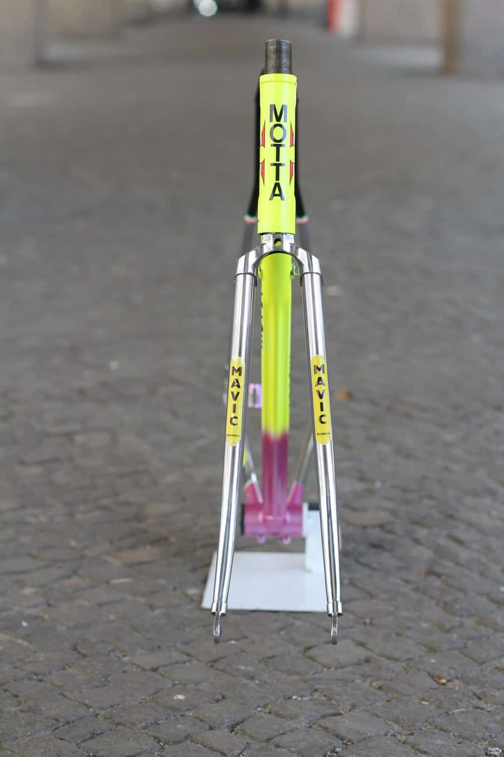 Gianni Motta Personal 2001 R Frame / 55 cm / Neon Yellow / Pink / Black / 2.868g