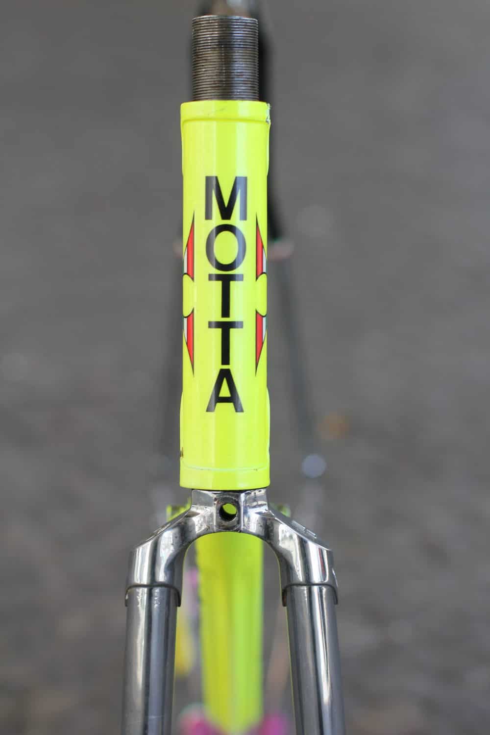 Gianni Motta Personal 2001 R Frame / 55 cm / Neon Yellow / Pink / Black / 2.868g