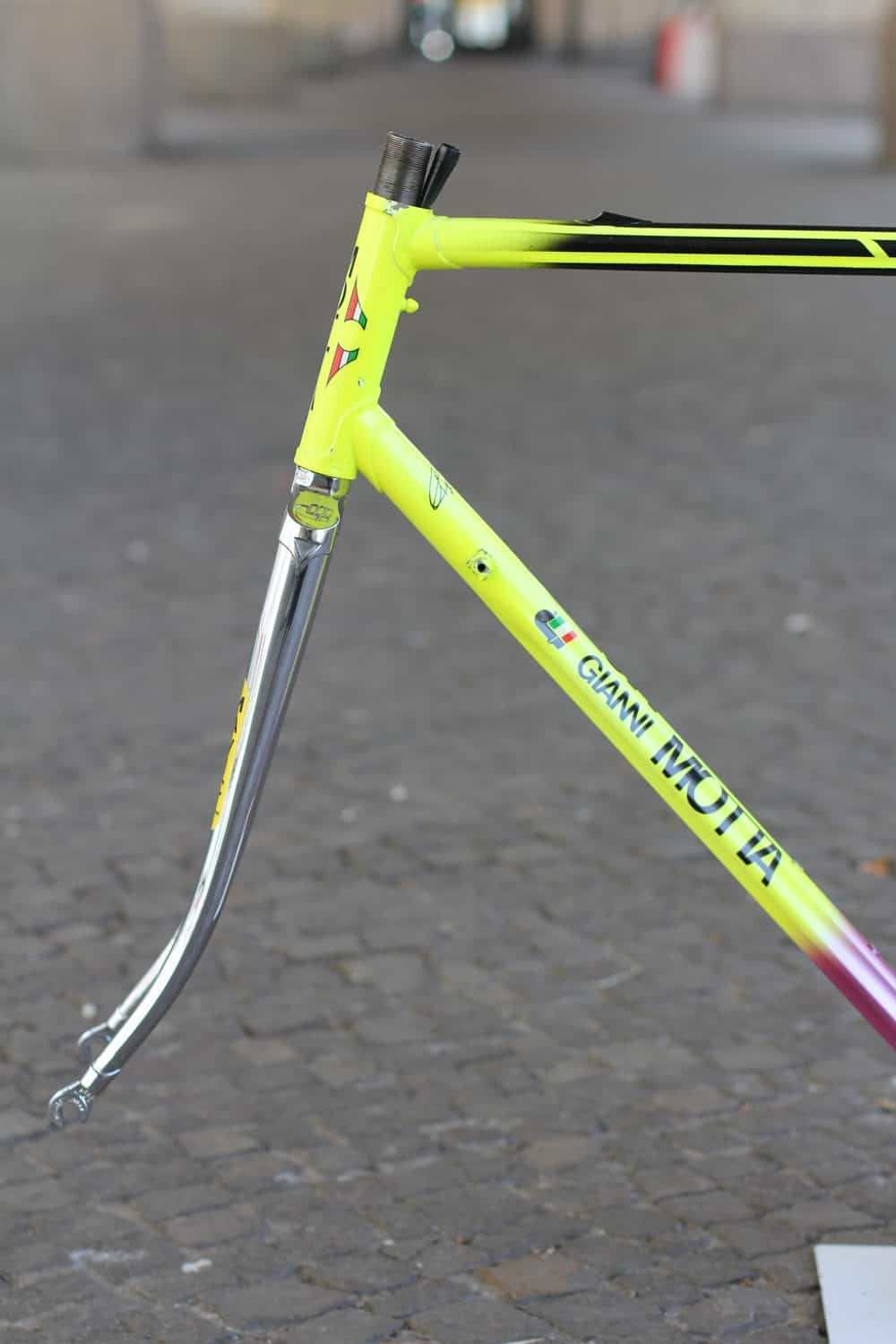 Gianni Motta Personal 2001 R Frame / 55 cm / Neon Yellow / Pink / Black / 2.868g