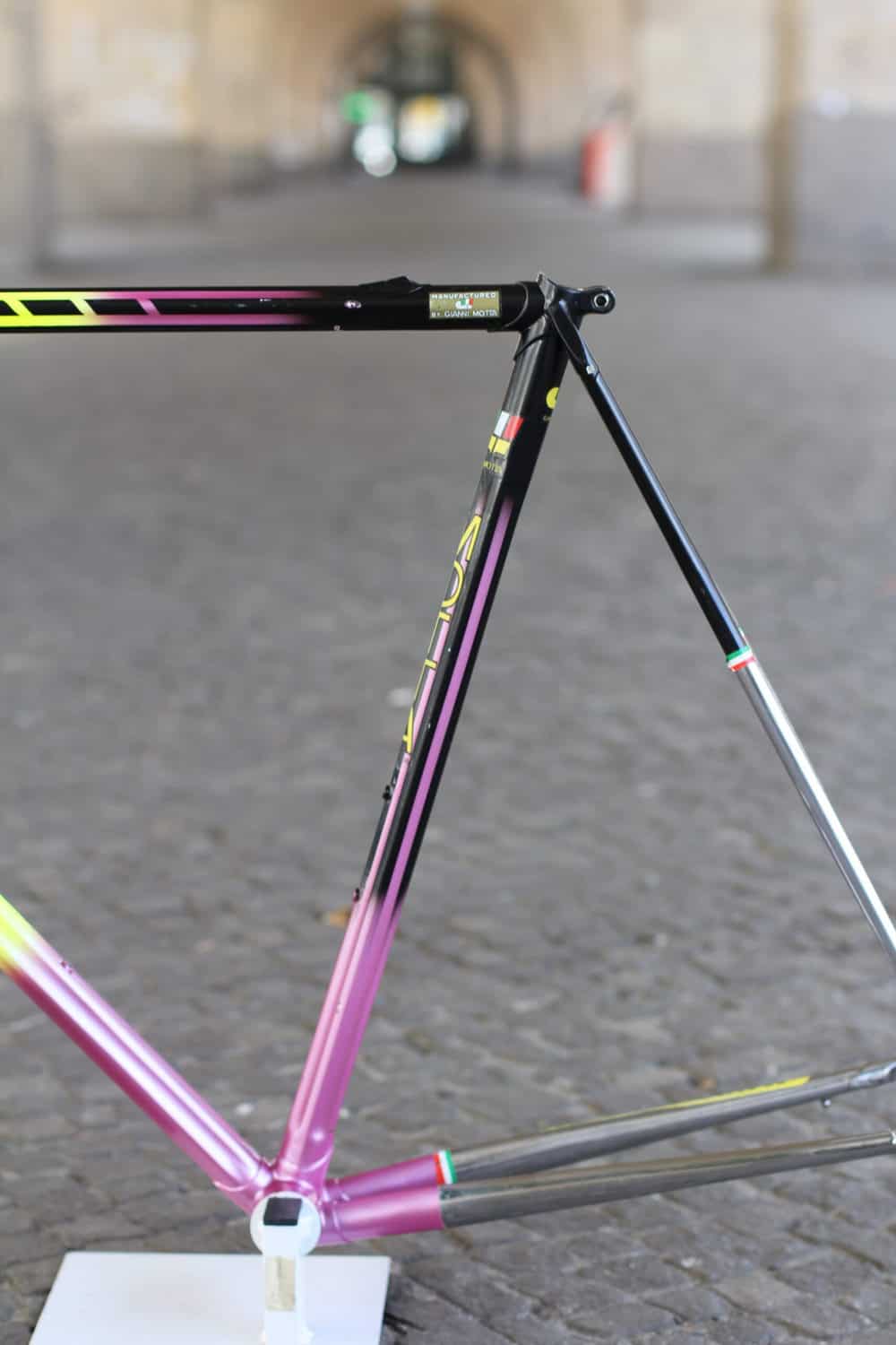 Gianni Motta Personal 2001 R Frame / 55 cm / Neon Yellow / Pink / Black / 2.868g