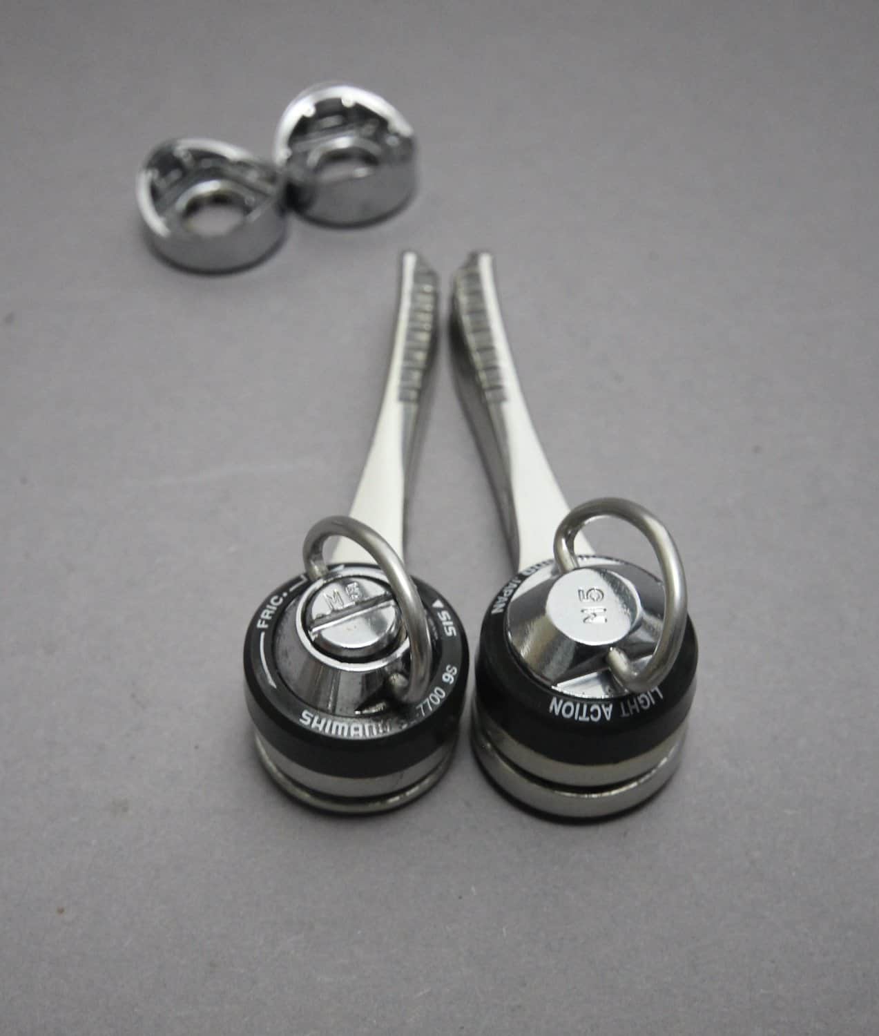 Shimano Dura Ace SL-7700 Shifting Lever / 2 x 9 Sp – velowizard.com