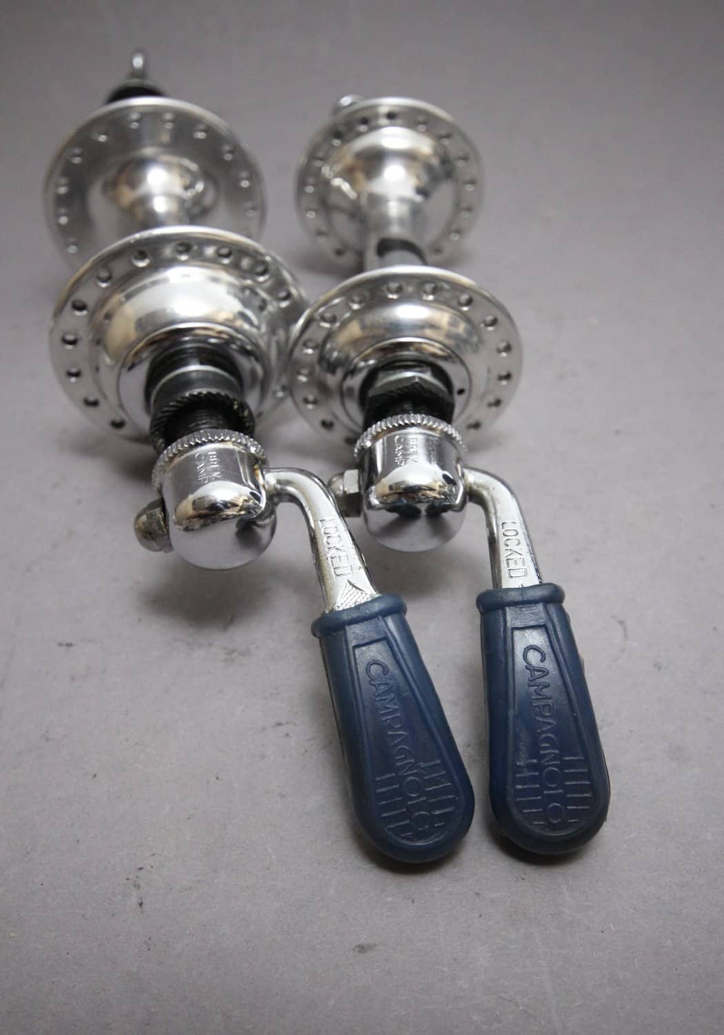 Campagnolo Nuovo Record 1034 Hub Set Low Flange / 36H / ITA / Gios Blue Rubber