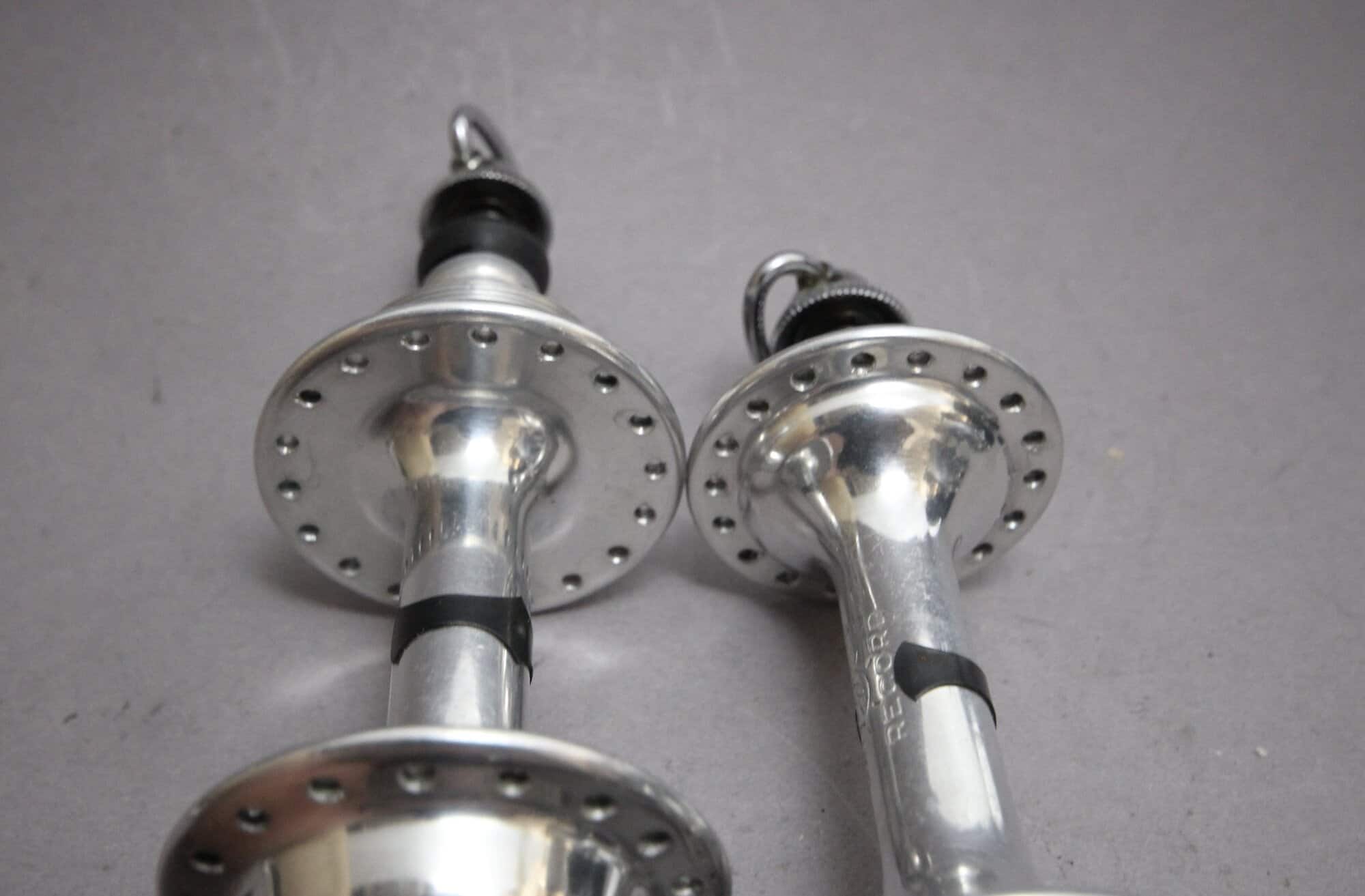 Campagnolo Nuovo Record 1034 Hub Set Low Flange / 36H / ITA / Gios Blue Rubber