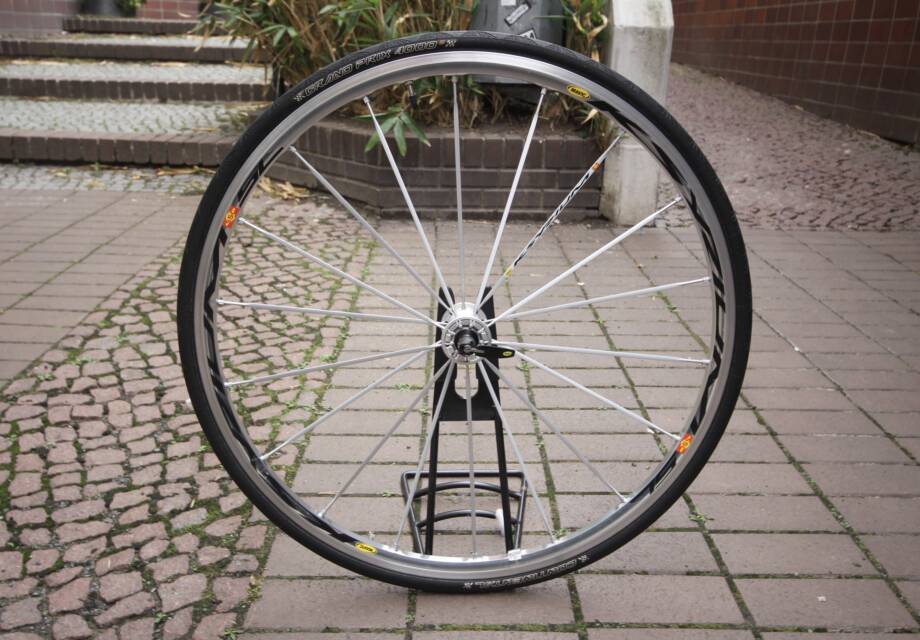 Ruota posteriore Mavic Ksyrium SL per tubeless nucleo Shimano 11V