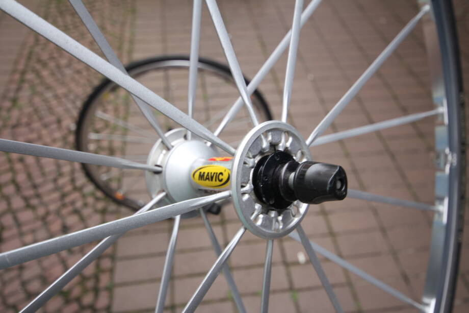 Jeu De Roues Mavic Ksyrium SL SSC - 700C - Campagnolo 10v - Argenté - Très Bon état
