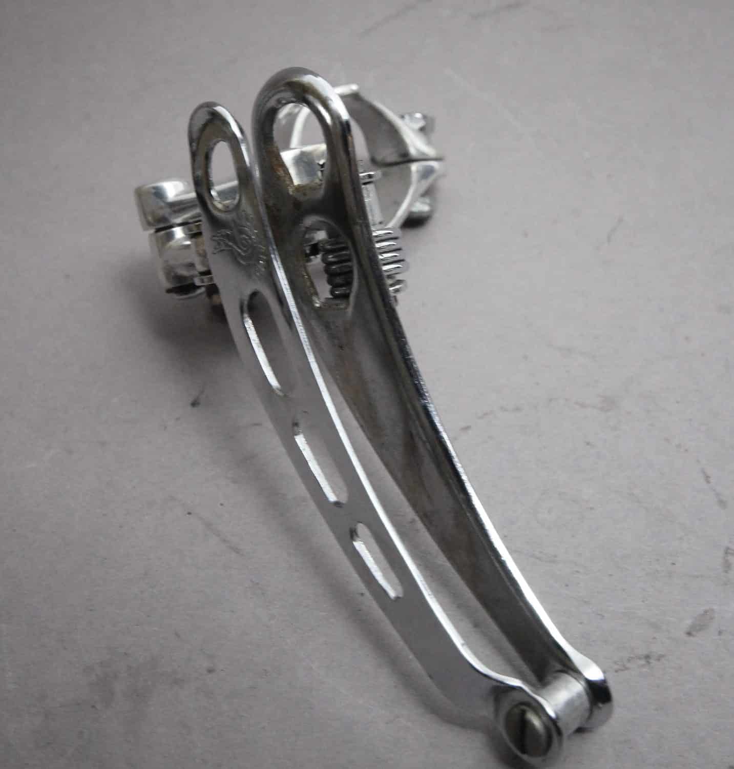 Campagnolo Nuovo Record 4-Hole 0104007 Front Derailleur / ø