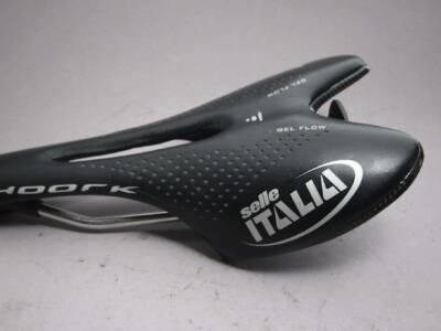 Selle Italia Thoork Saddle / Vanox / 228g - velowizard.com