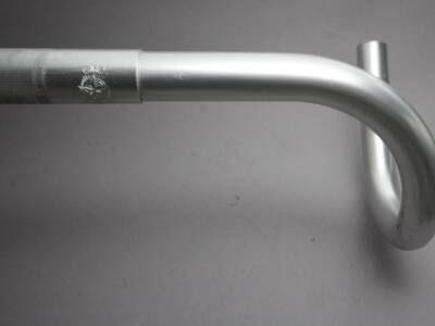 Poignée Cinelli Giro D'Italia 64-40 – ø 26,4 Mm, Argent, Italie