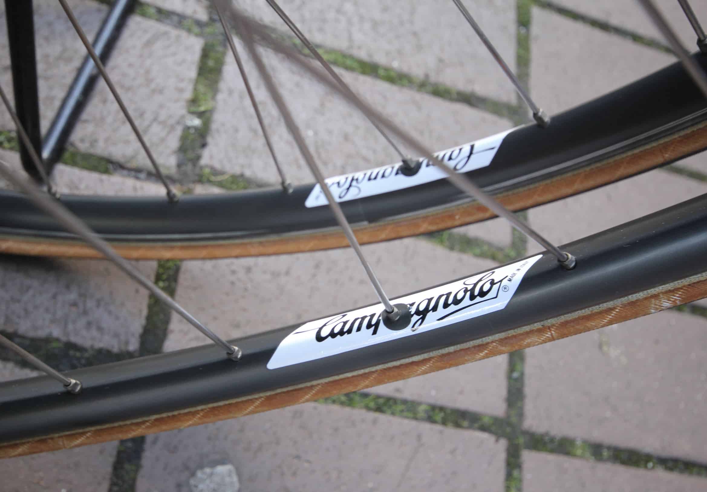 Campagnolo Chorus FH-HB-00CH Hub / Campagnolo Omega / Tubular / Wheel Set