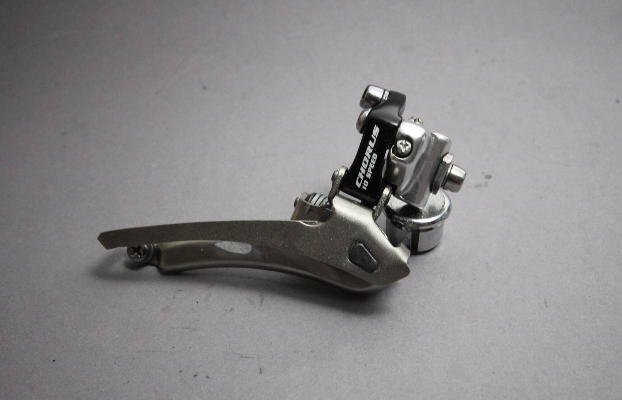 Campagnolo Chorus 10 Speed Front Derailleur / Braze - velowizard.com