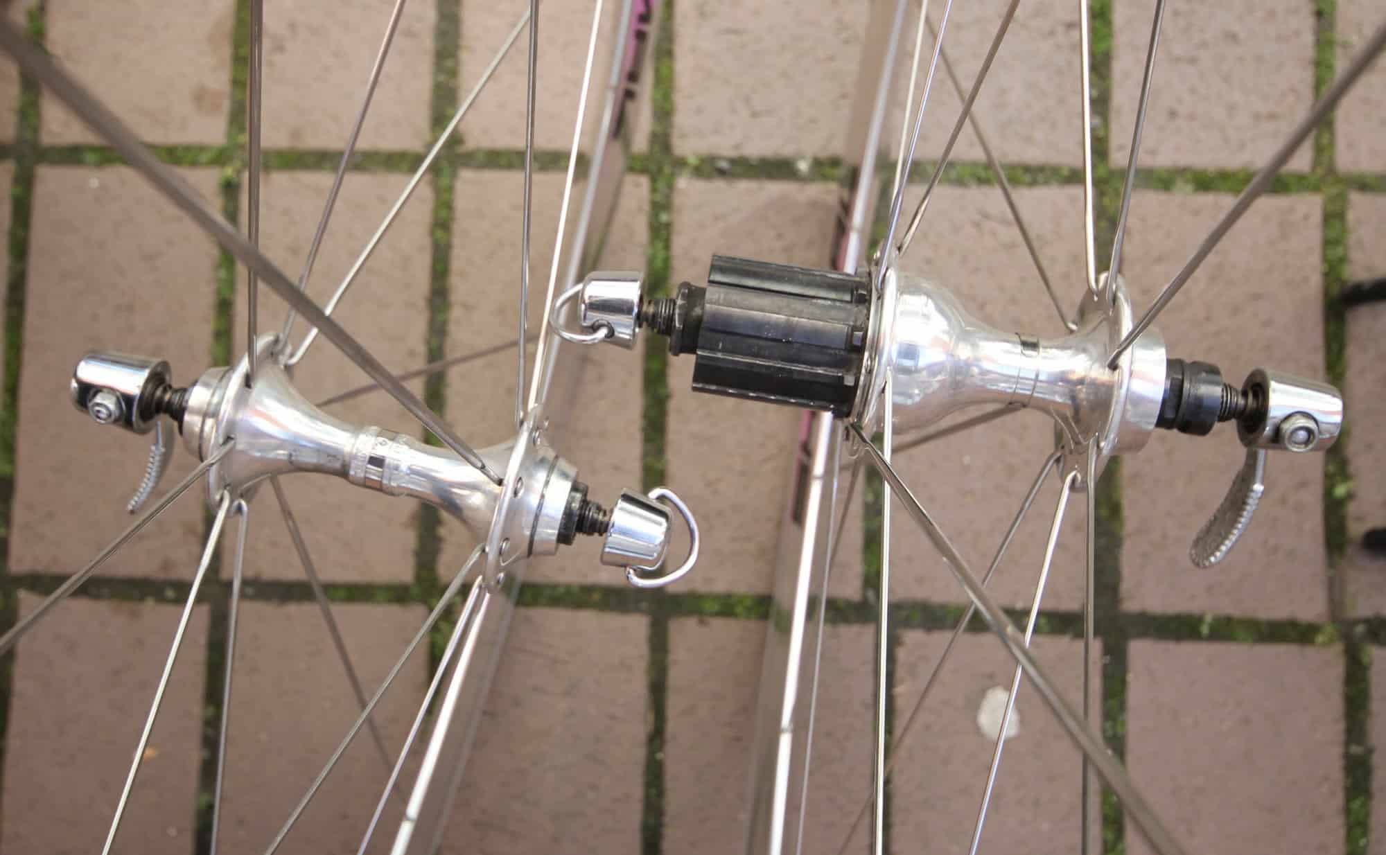 Campagnolo Shamal 2. Gen. / Shimano / 8 Sp / Clincher