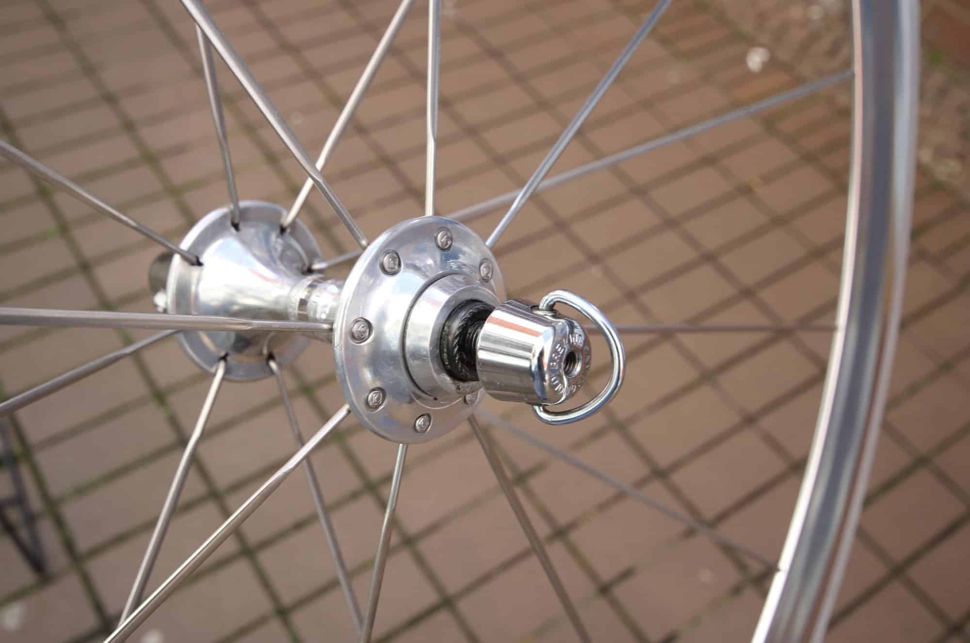 Campagnolo Shamal 2. Gen. / Shimano / 8 Sp / Clincher