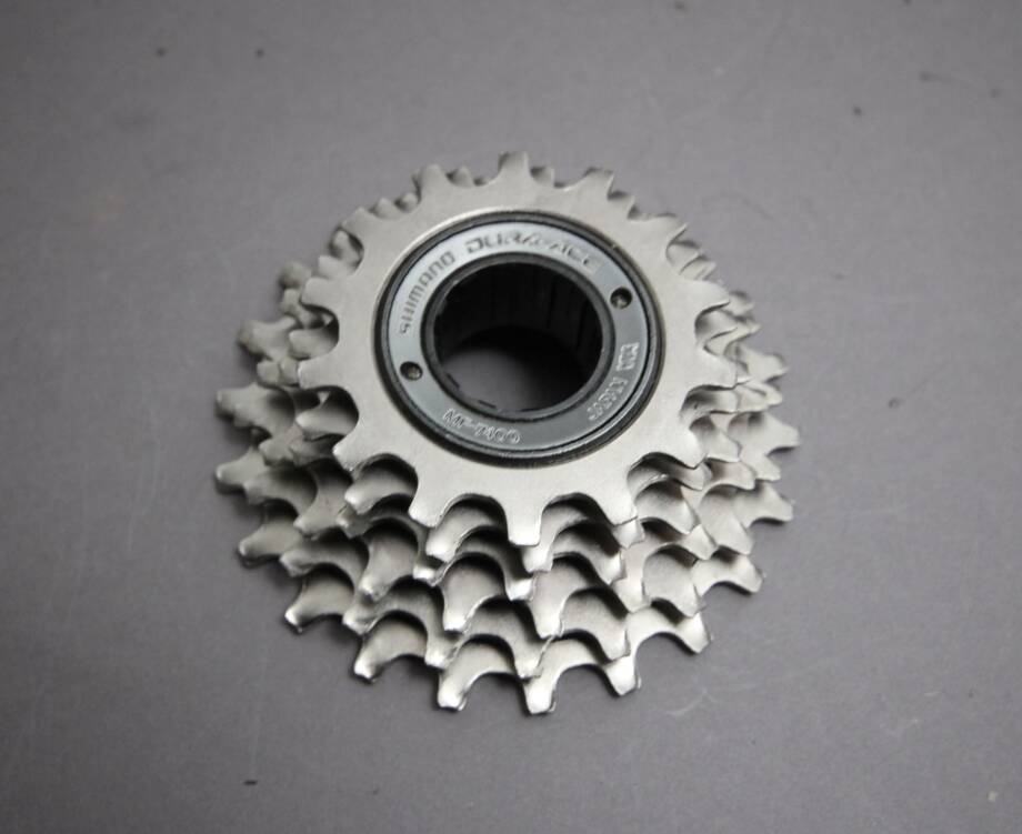 Shimano Dura Ace MF-7400 Freewheel / 6 Sp / 14-22 - velowizard.com