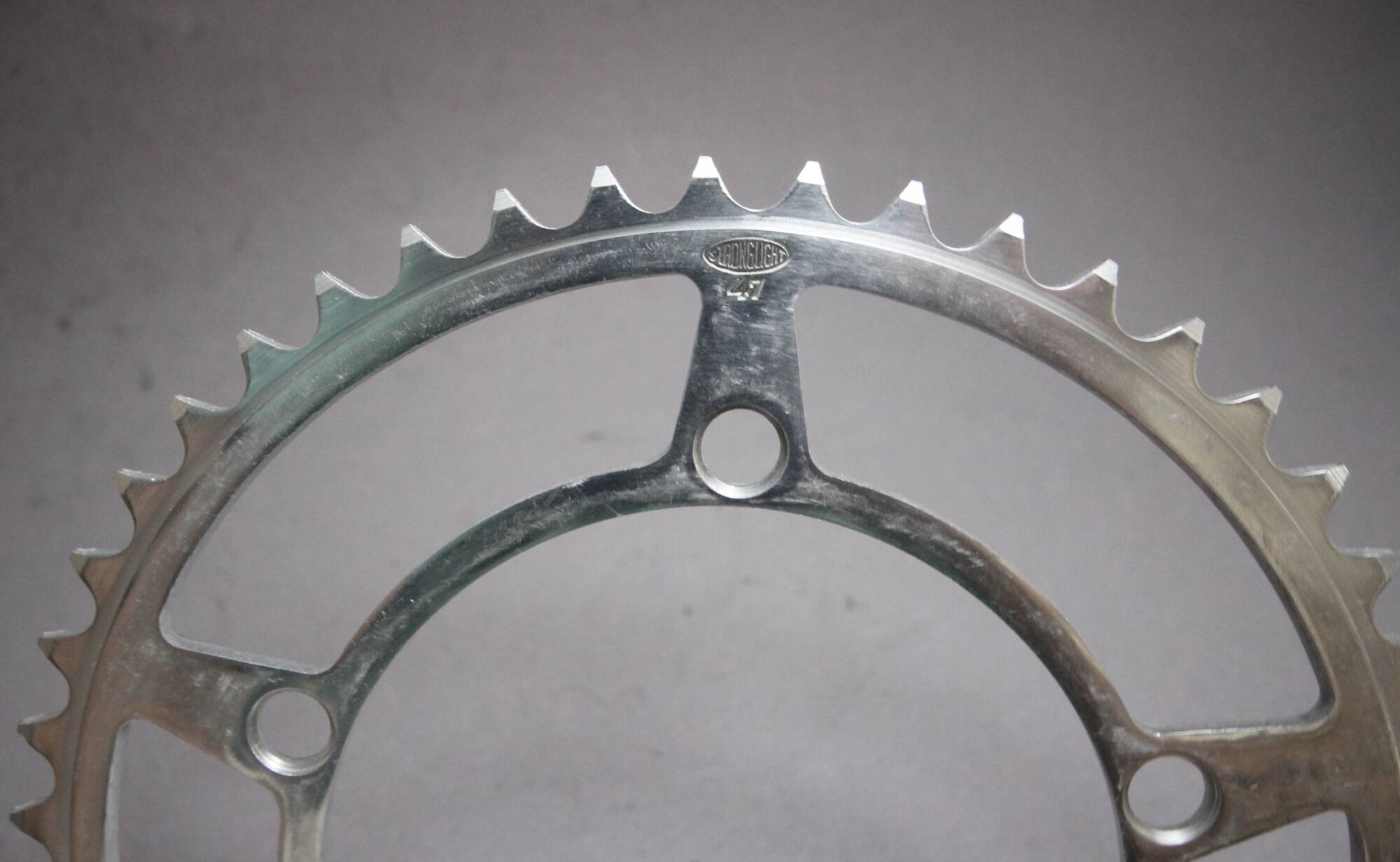 Plateau Stronglight 63 Super Competition NOS – 47 Dents – BCD 122 Mm – 5 Branches