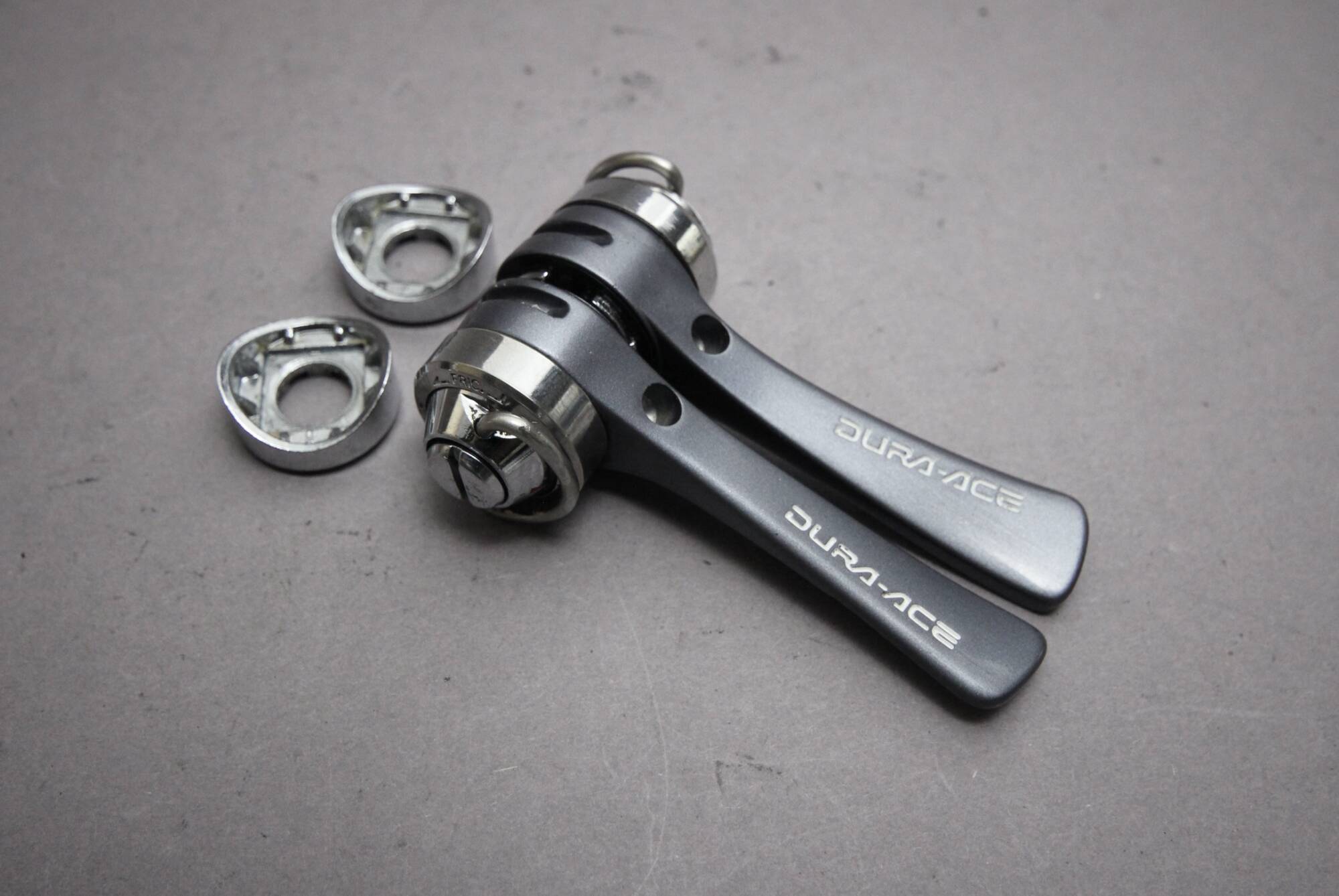 Shimano Dura Ace SL 7402 Shifting Lever / 2 x 8 Sp - velowizard.com