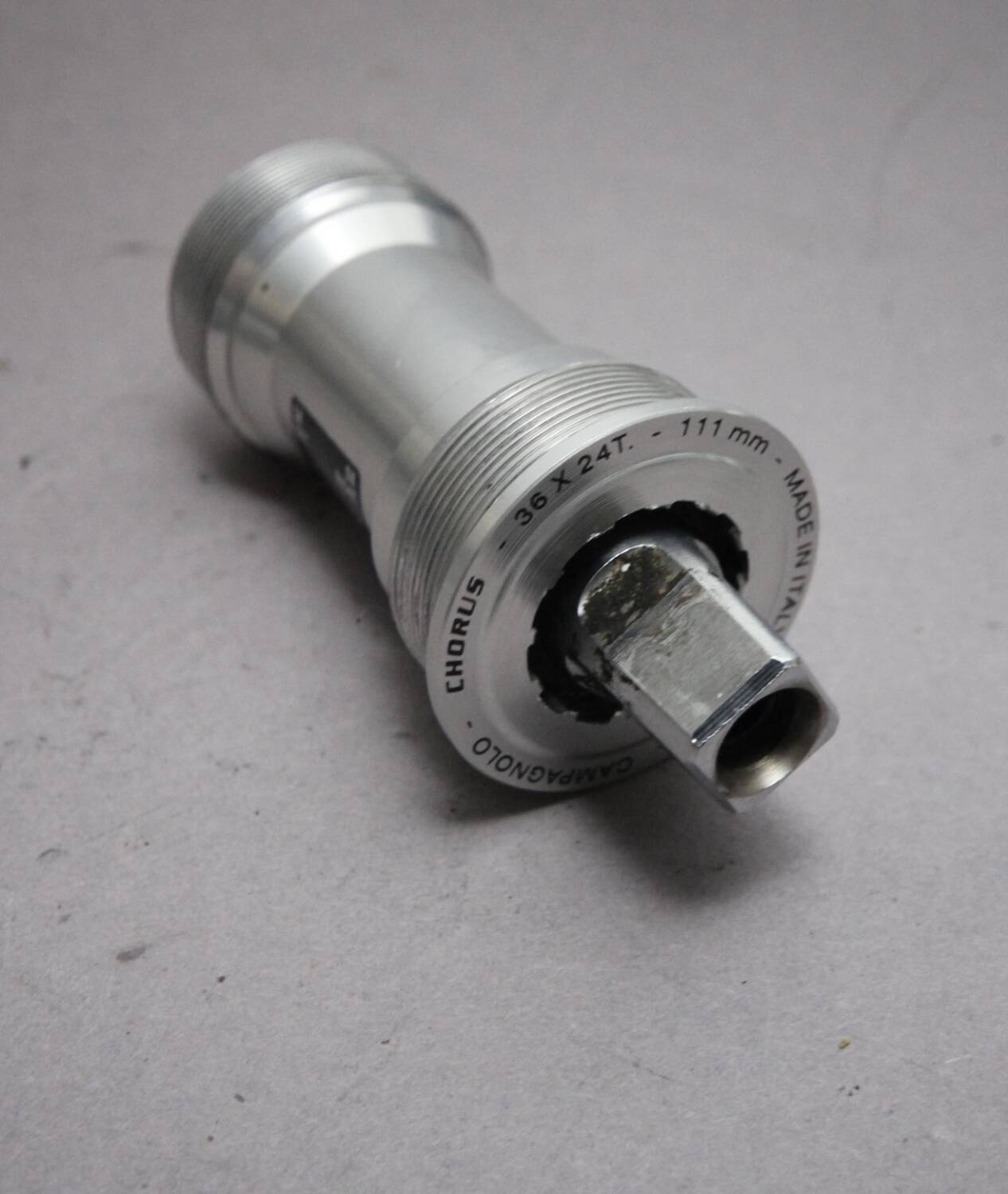 Support inférieur EXC Campagnolo CHORUS britannique 1,37 x 24 tpi 111 mm 68-SSa (F13) | eBay
