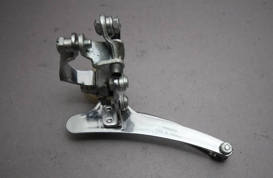 Dérailleur Avant Huret 600 Pour Vélo Ancien - Acier Argenté - France - Occasion