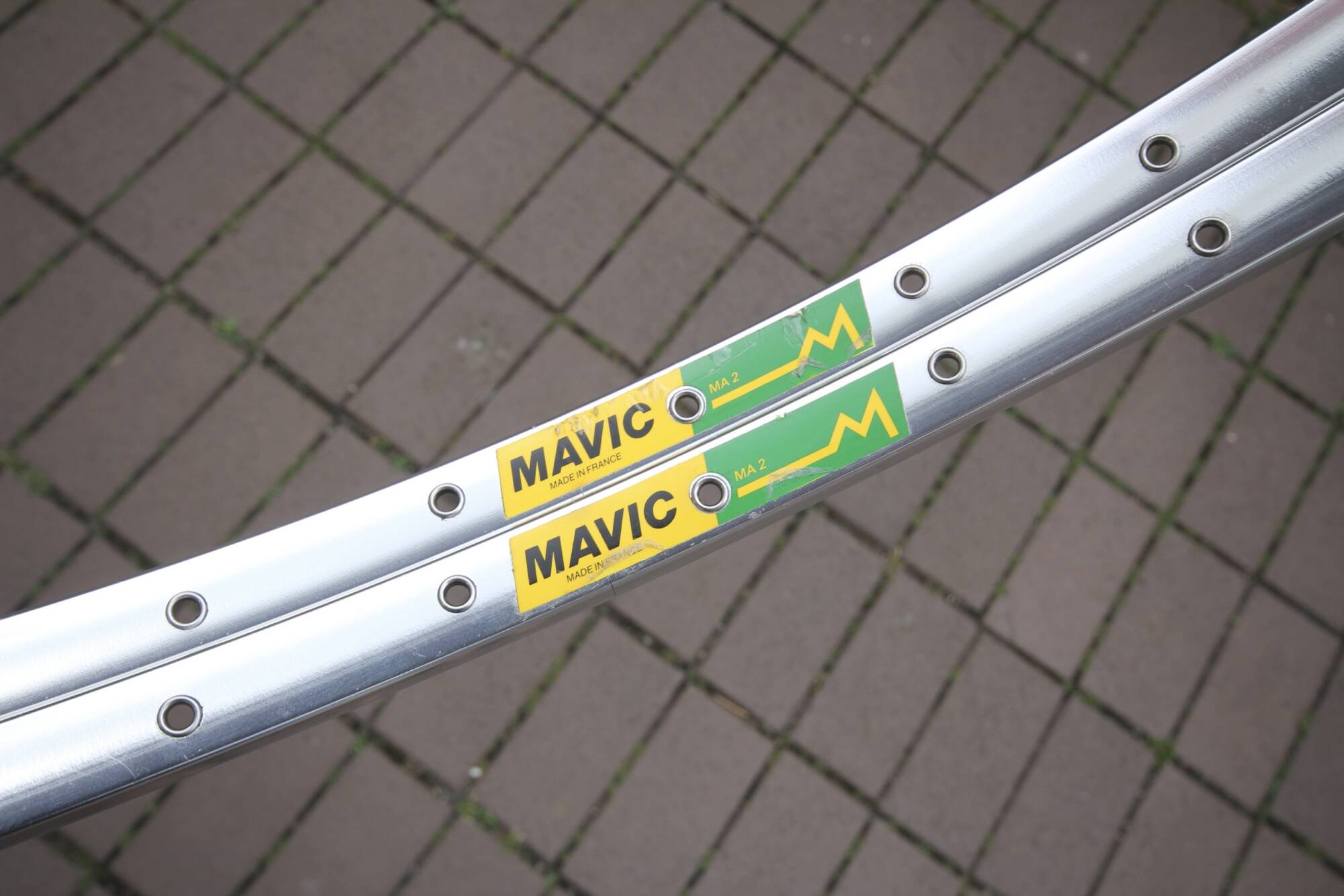 mavic carbon clincher wheelset