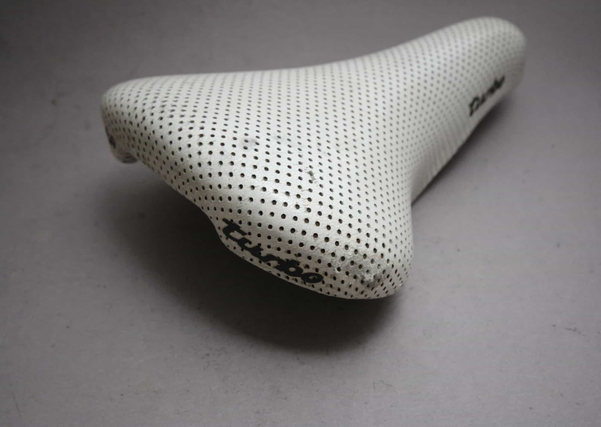 Selle Italia Lady Turbo Saddle / White Perforated – velowizard.com