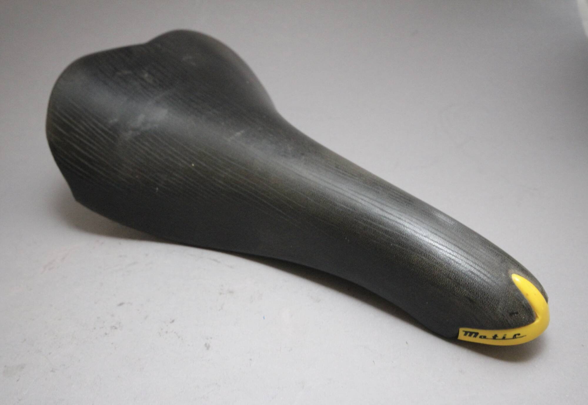 Selle Italia Turbo Matic 3 — Selle De Vélo Noir Cuir, 385g, Modèle 1998, Occasion En Bon état