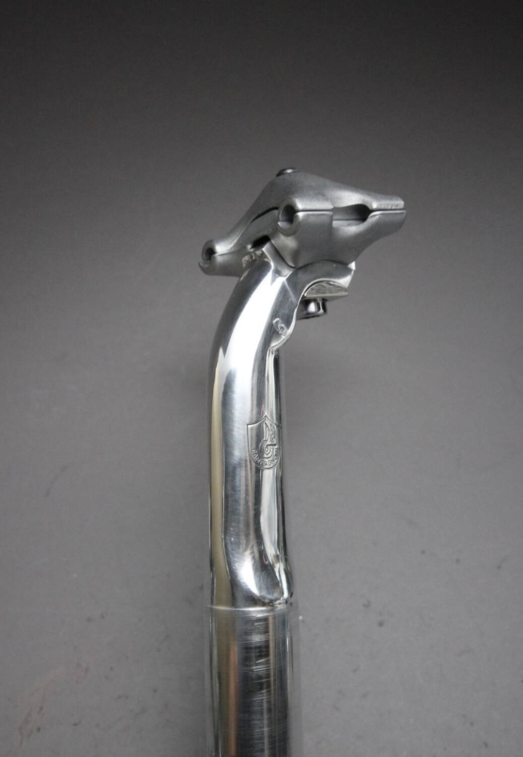 Campagnolo C Record A0R2 Seat Post / ø 27.2 mm / 210 mm / 1. Gen