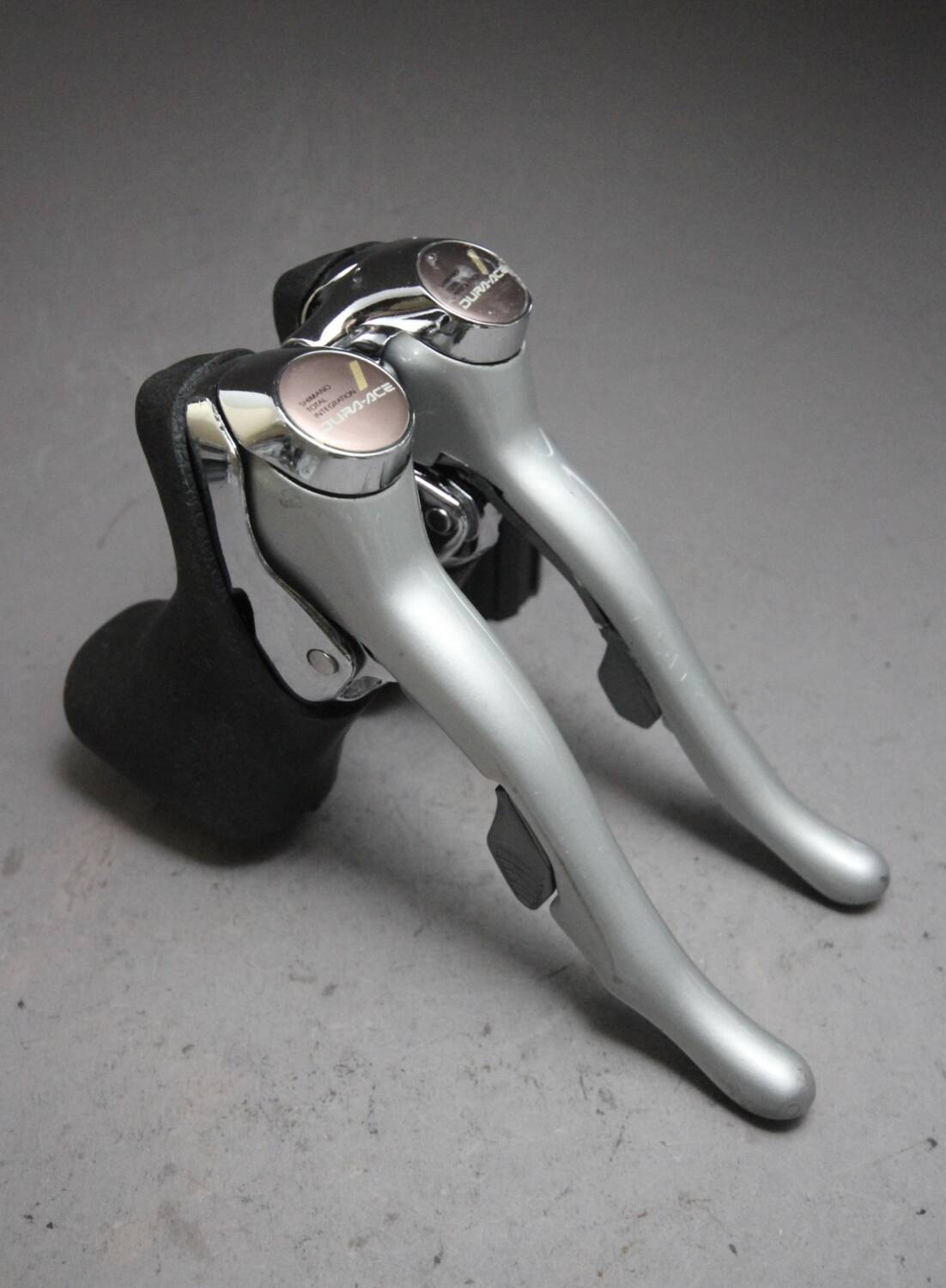mht　Shimano Dura Ace ST-7400 Shimano Dura Ace ST-7400 8 Speed Shifters