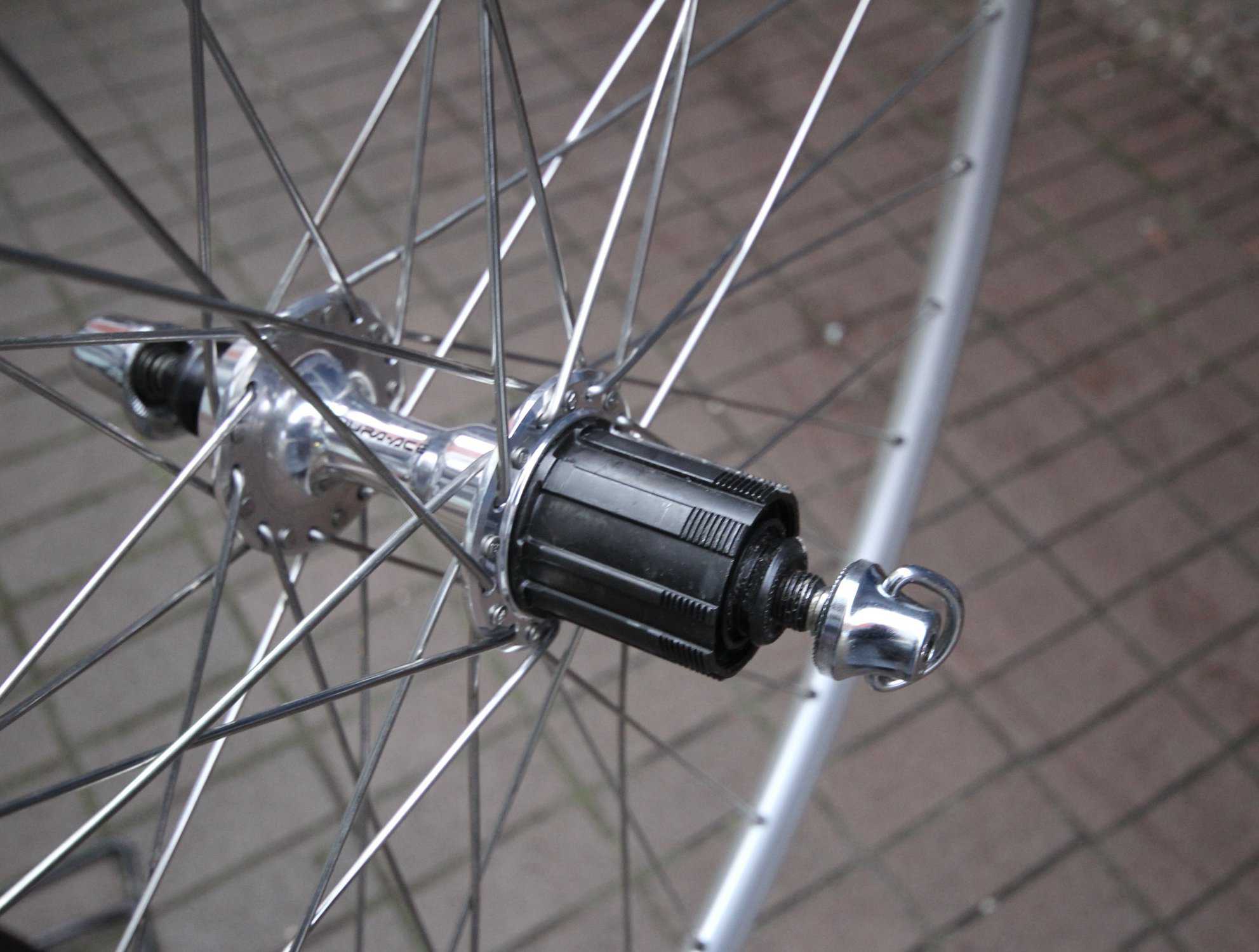 Shimano Dura Ace HB 7400 FH 7403 / Mavic CXP33 Silver / Wheel Set