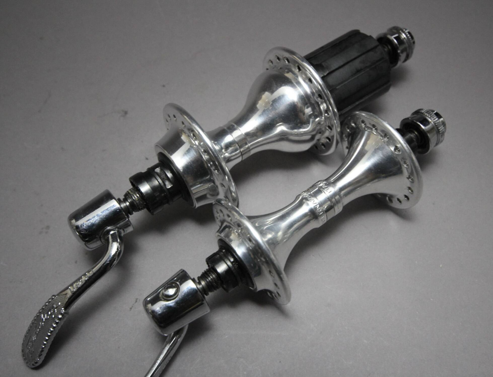 Jeu De Moyeux Campagnolo Chorus/Record – 36 Trous, Axe Rapide, Pour Vélo De Route