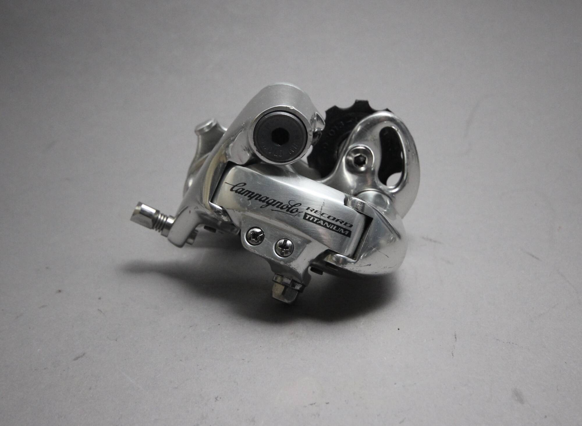 Dérailleur Avant Campagnolo Record Titane Triple 10V FD4-RE3C2 - Neuf