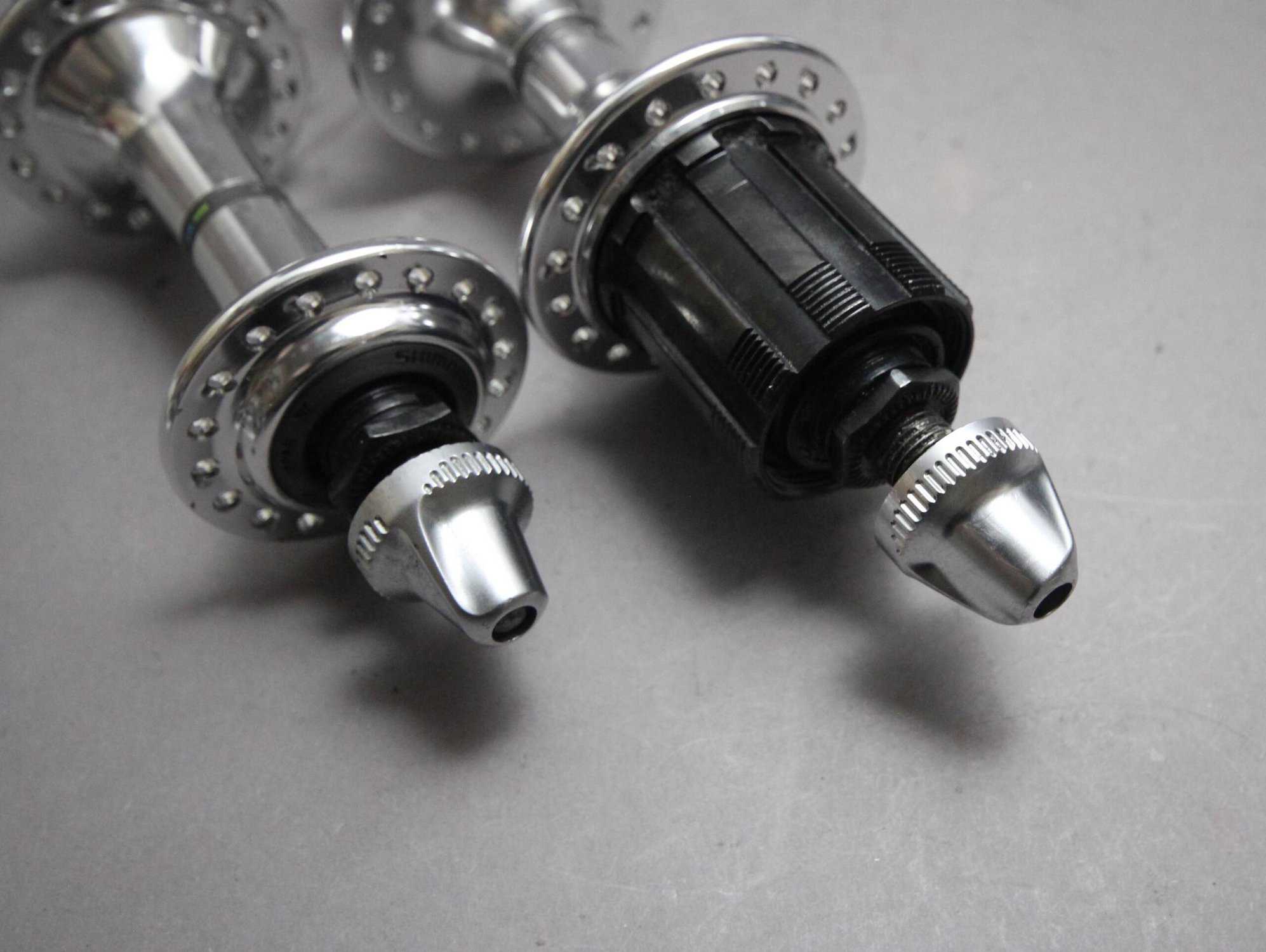 Shimano 600 Tricolor Hub Set / HB FH 6401 / 36H