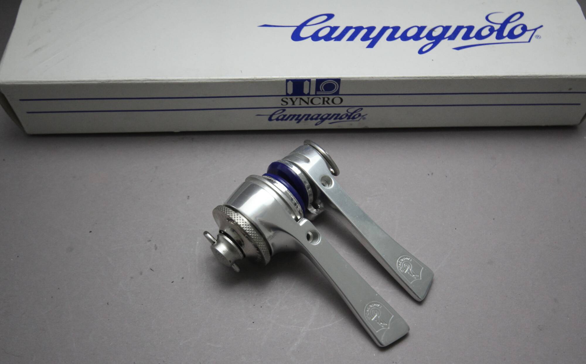 SHIFTERS CAMPAGNOLO KIT NEW RECORD NOS NUOVO MINT Shifting Levers - Foto 4