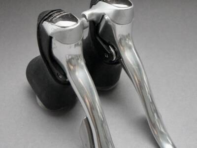 Shimano Dura Ace ST-7700 C / 9 Sp - velowizard.com