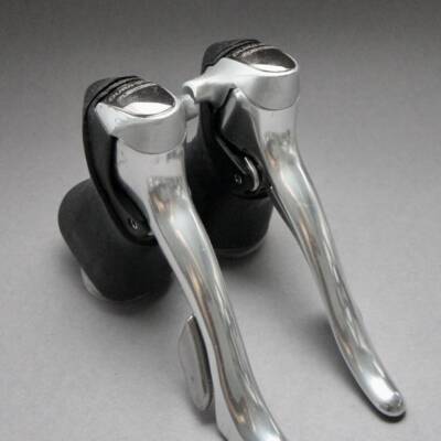 Shimano Dura Ace ST-7700 C  /  9 Sp