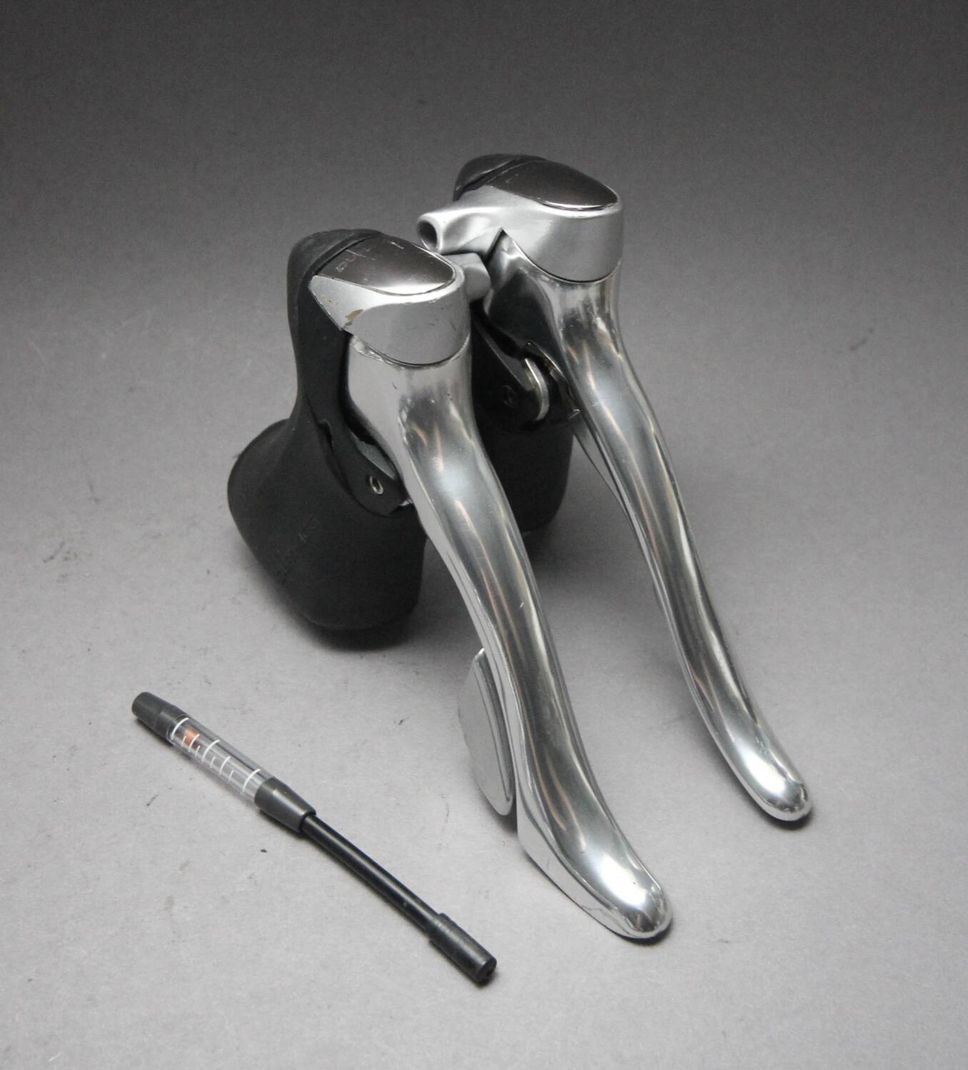 1X NEW SHIMANO Dura Ace ST-7700 LEVA TARGHETTA 9s freno plate name flightdeck EUR 22,00 - FR