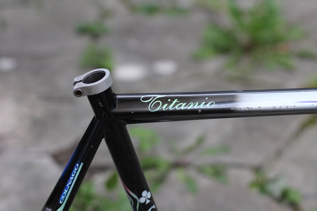 Colnago Oval Titanio Art Decor Frame / 58 cm